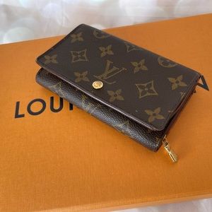 💯Authentic Louis Vuitton wallet